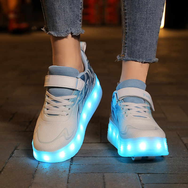 أحذية تزلج للشباب مزودة بإضاءة - مراجعة Outdoor Lighting Led وسعره